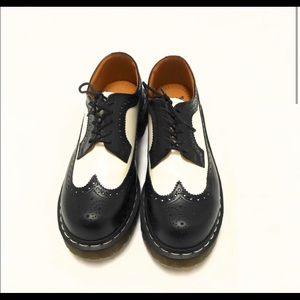 Doc Martens 10458 spectator black wing tip shoe